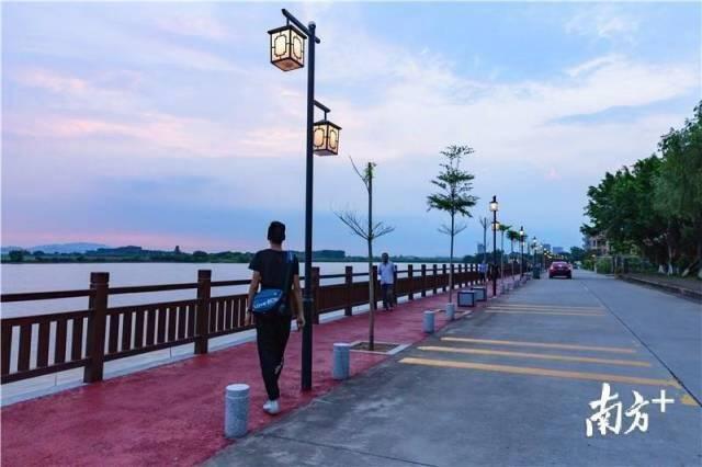 1277星际电子游戏股份